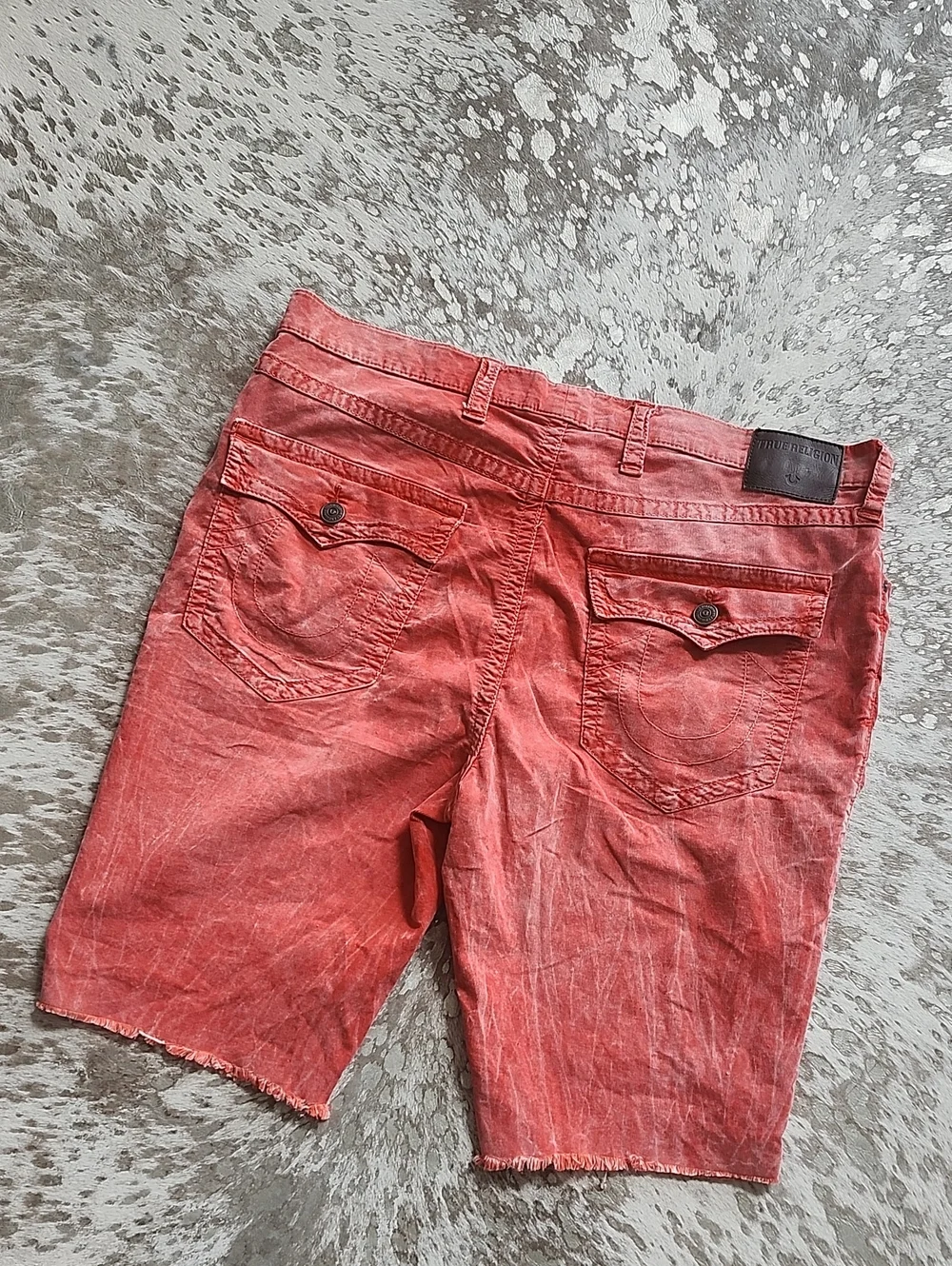 True Religion Ricky Jhorts Red Pinwale Corduroy Shorts Raw Hem Button Flap Sz42